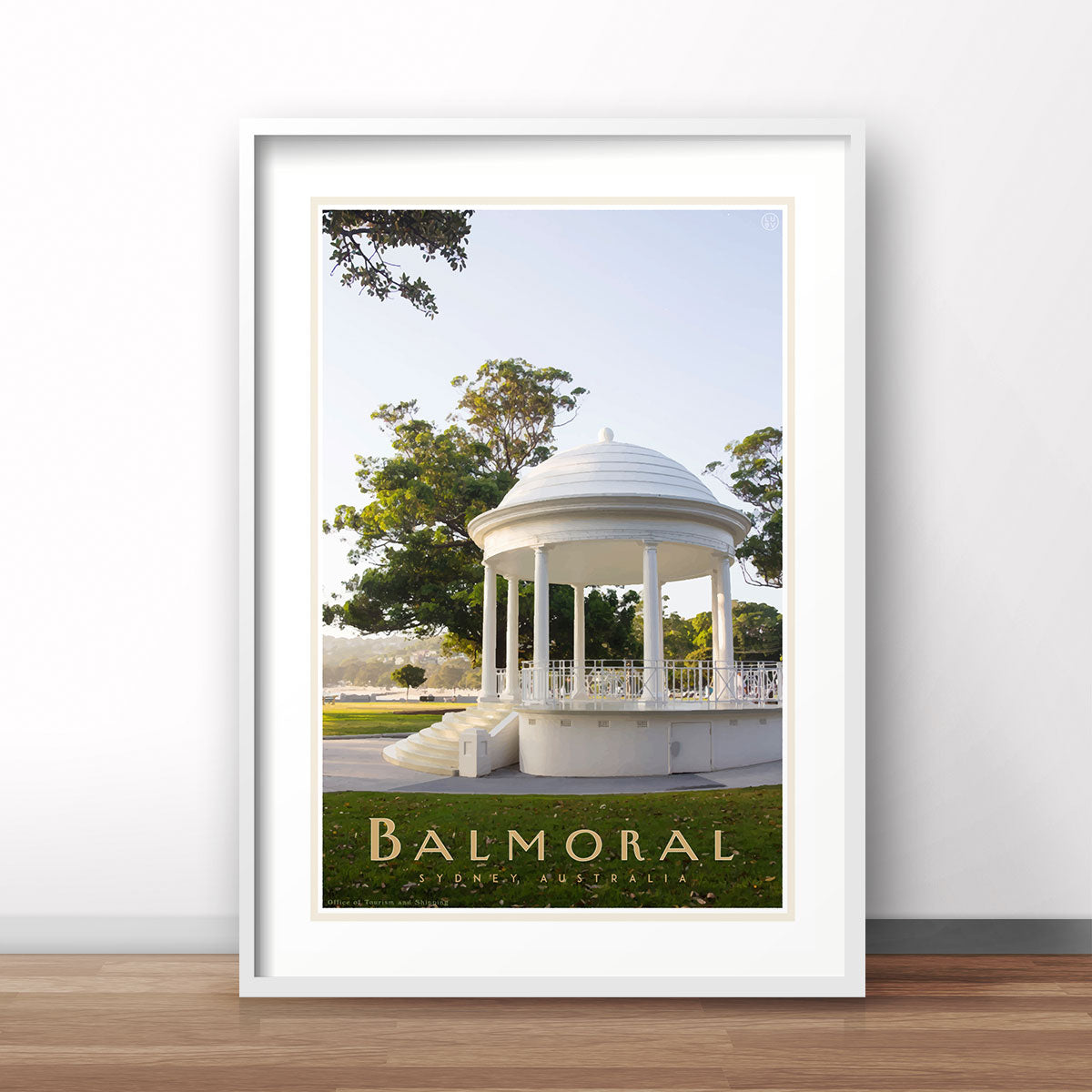 Balmoral Rotunda Print - vintage travel style by placesweluv travel style